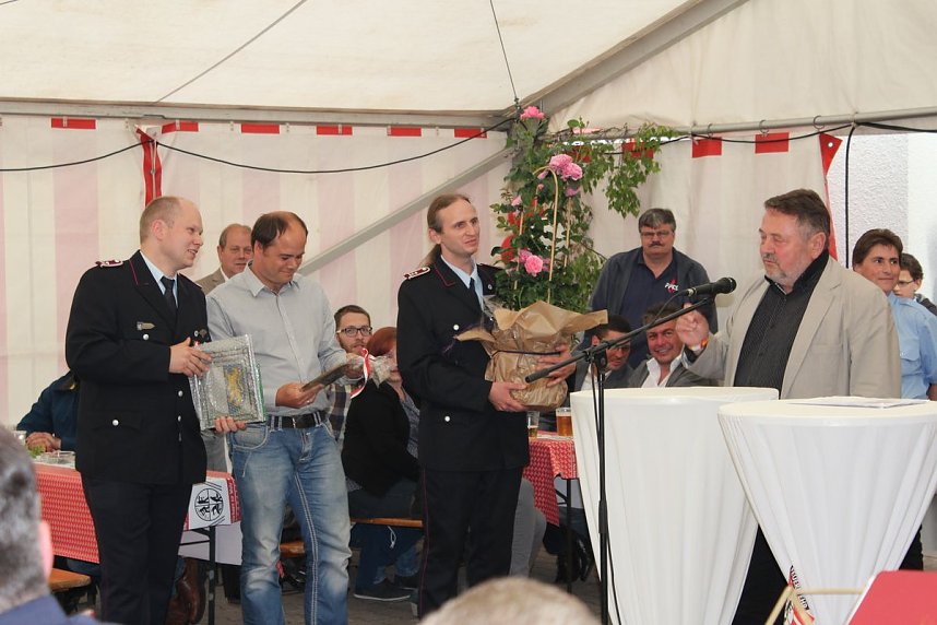 Ger&auml;tewagen f&uuml;r Clingen und mehr