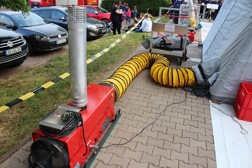 Ger&auml;tewagen f&uuml;r Clingen und mehr