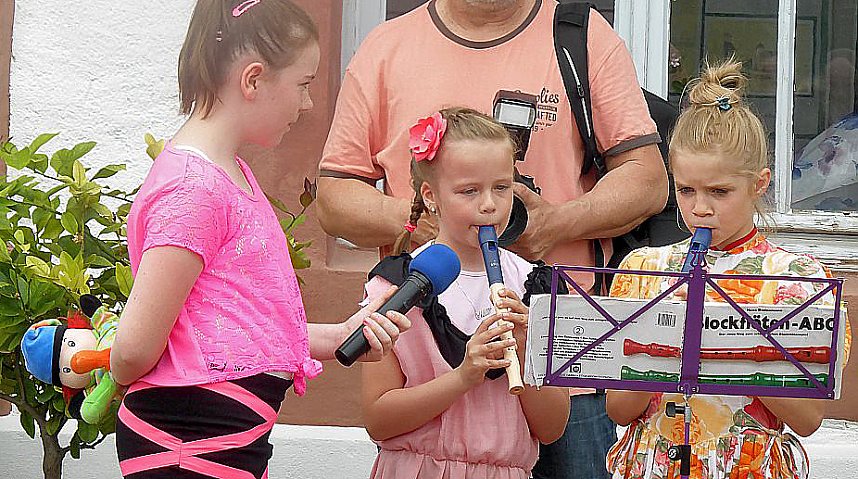 Beim Orangeriefest Bendeleben