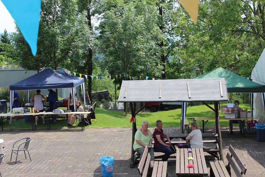 "Wir bauen Br&uuml;cken"