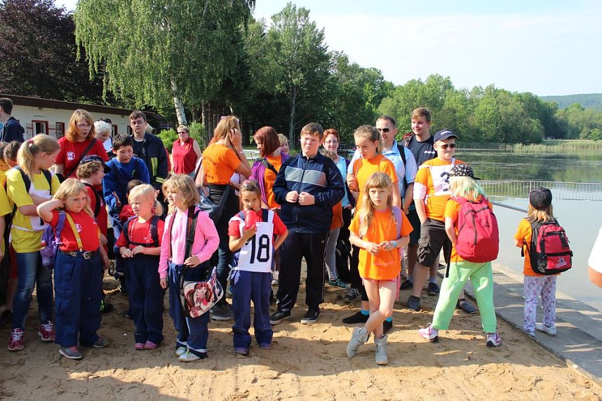 DRK-Jugend ma&szlig; sich im Wettkampf