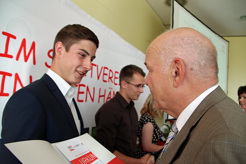 Pierre-de-Coubertin-Sch&uuml;lerpreis erhalten