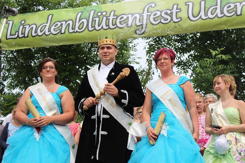 Laubk&ouml;nig gekr&ouml;nt - Geheimnis der Hofdamen gel&uuml;ftet!