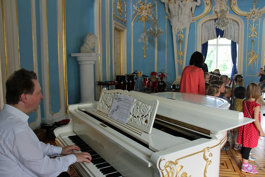 Und am Nachmittag Schuljahresabschlusskonzert