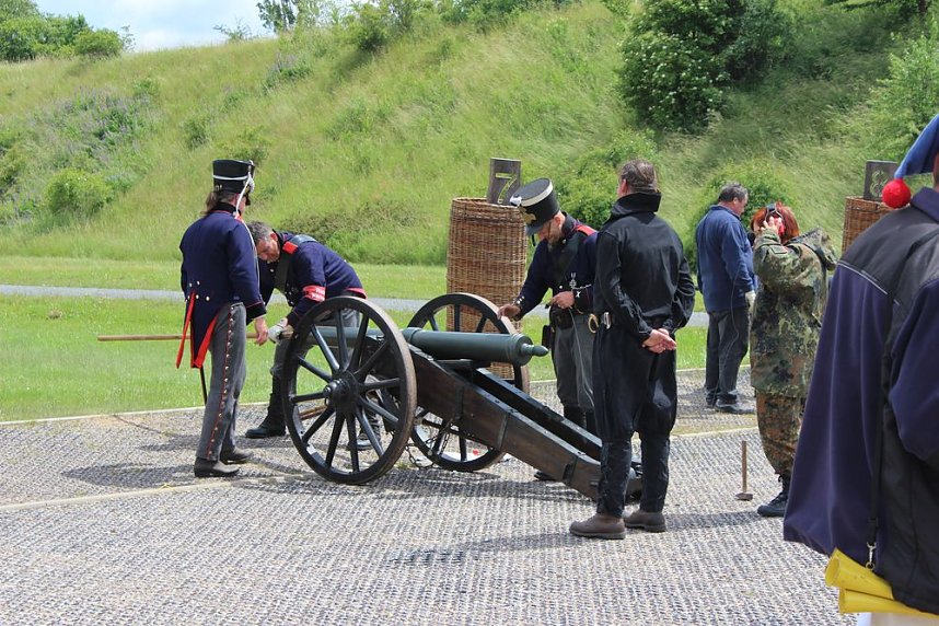 Mehr als nur Kanonenschie&szlig;en