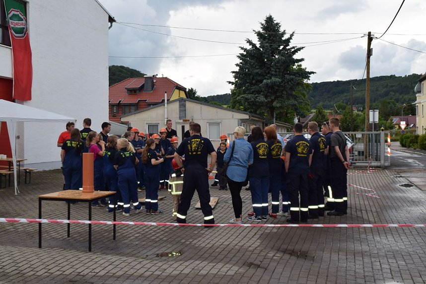 Unwettereinsatz auf Feuerwehrfest in Bebra