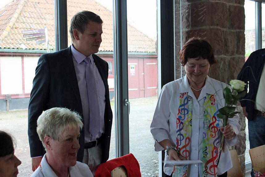 Klingender Wanderweg &uuml;bergeben