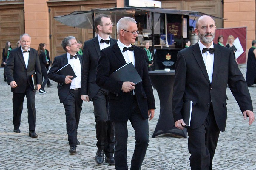 Monumental: Carmina Burana