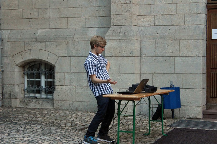 Farbenfrohes Sommerfest der VHS