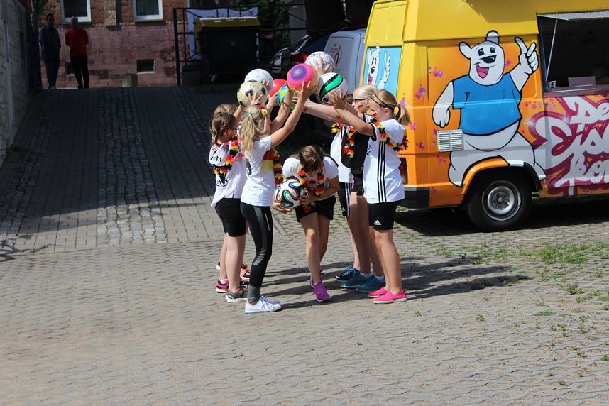 Mit Fu&szlig;ball in die Ferien gestartet