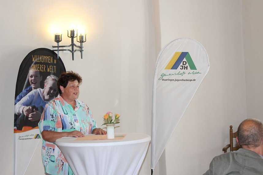 Jugendherberge "Wasserburg" erweitert