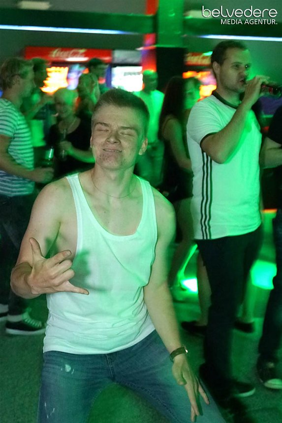 Party im Jugendclubhaus in Nordhausen - der Samstag