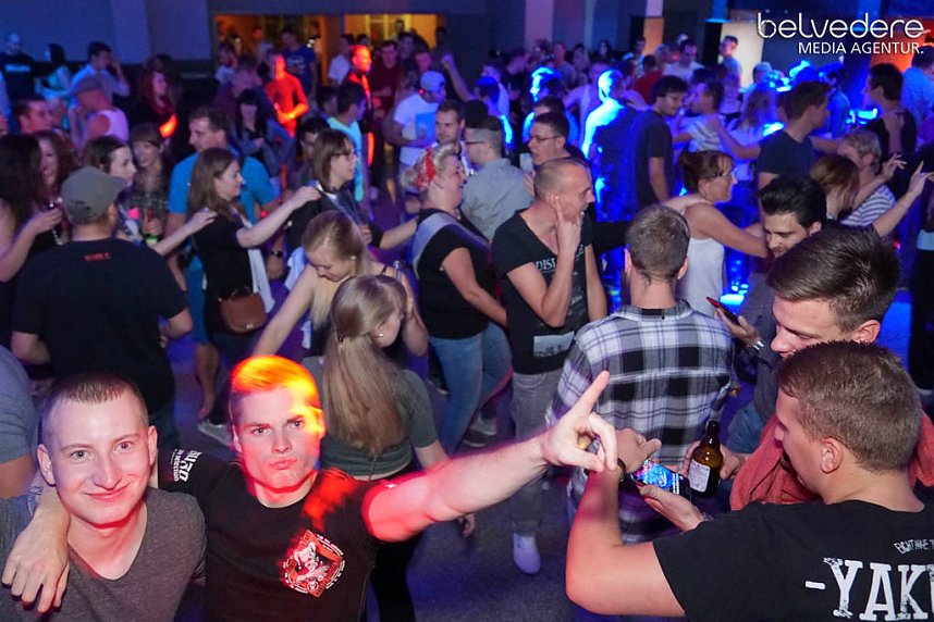 Party im Jugendclubhaus in Nordhausen - der Samstag