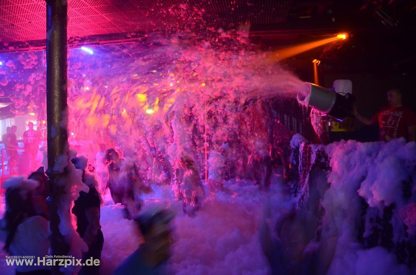 Schaumparty in der Webe