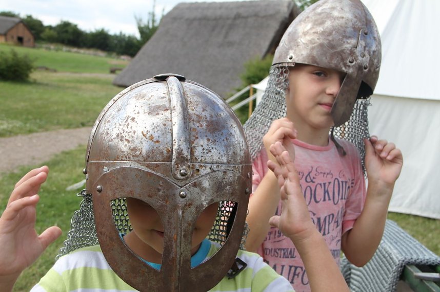 Geschichte erleben auf der Pfalz Tilleda