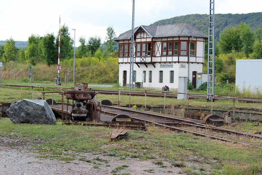 Strom f&uuml;r den Lokschuppen