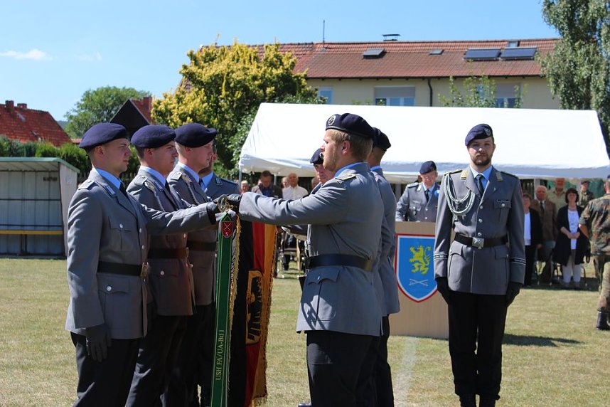 Traumhaftes Sommerwetter bei Vereidigung