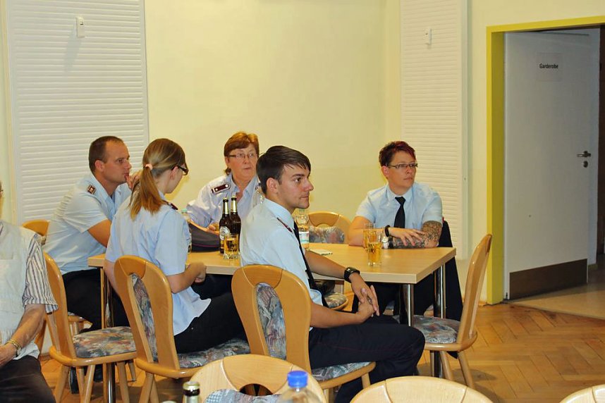 &Uuml;ber Ostrenten diskutiert