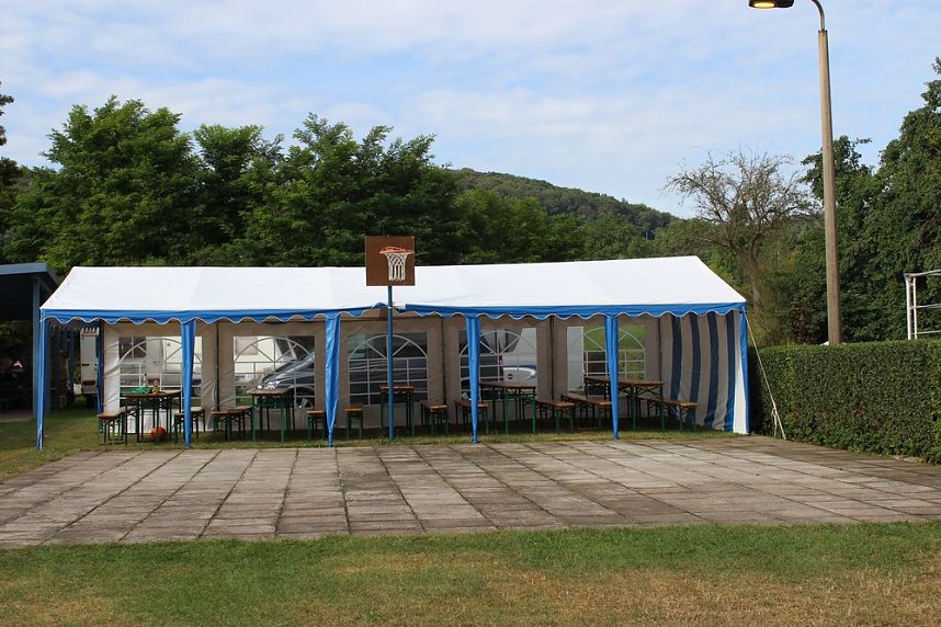 24-Stundenschwimmen gestartet