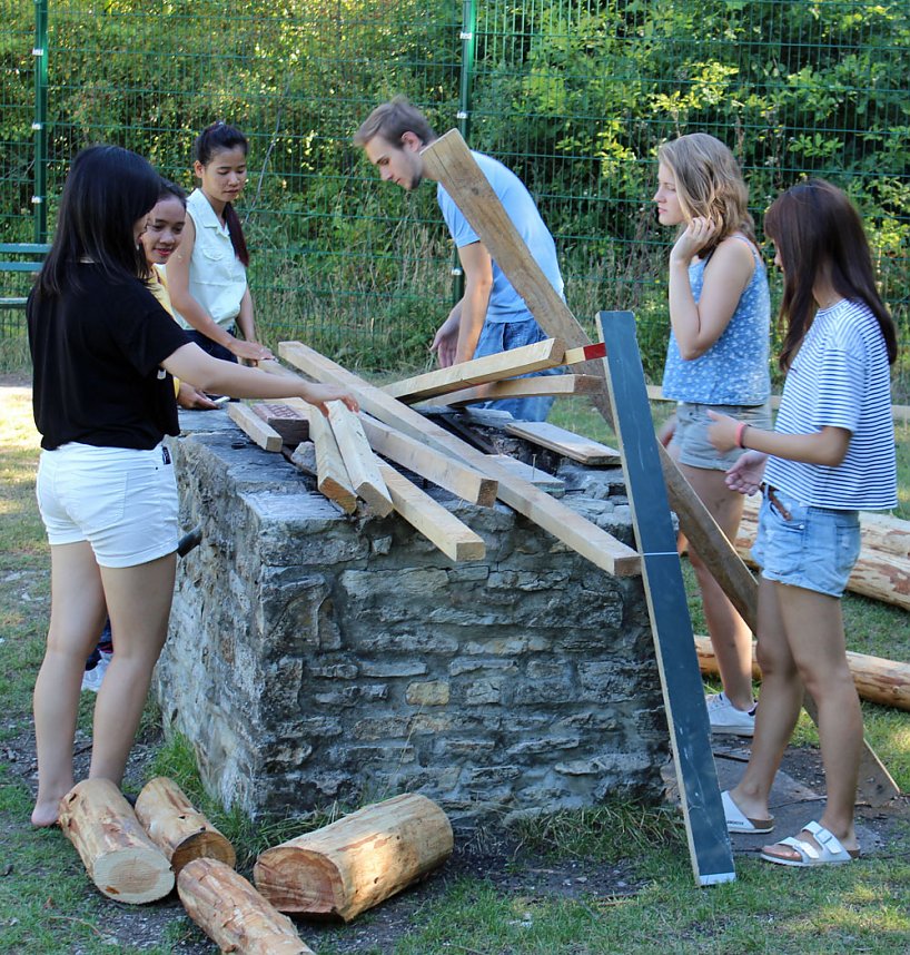 Internationales Workcamp auf der Feuerkuppe