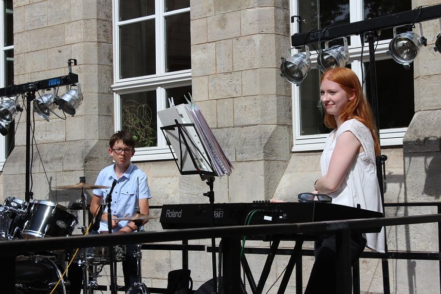 Was f&uuml;r ein Andrang beim Schulfest!