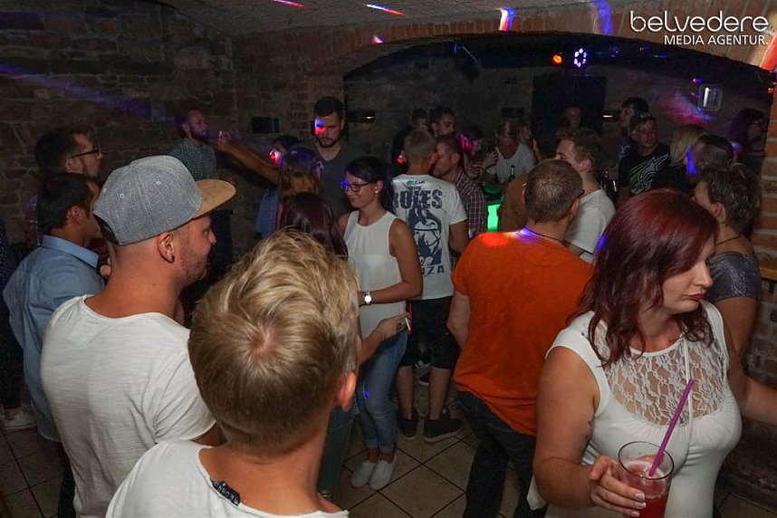 Party im Jugendclubhaus in Nordhausen - der Samstag