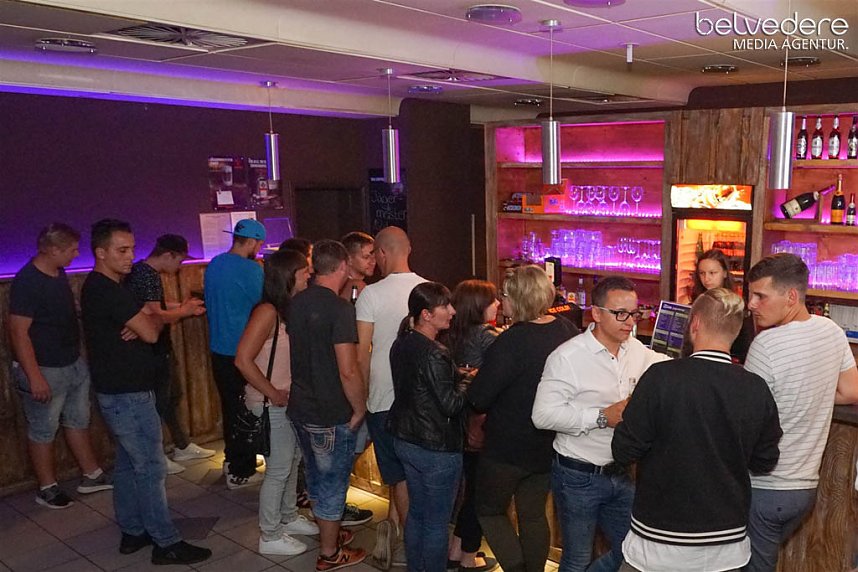 Party im Jugendclubhaus in Nordhausen - der Samstag
