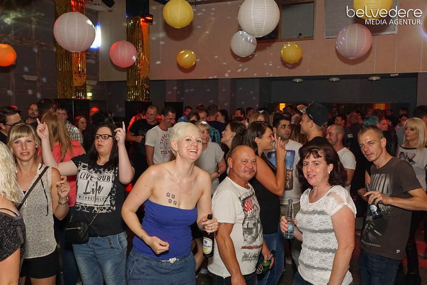Party im Jugendclubhaus in Nordhausen - der Samstag
