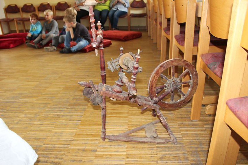 Vorlesen, Tanz und Theater