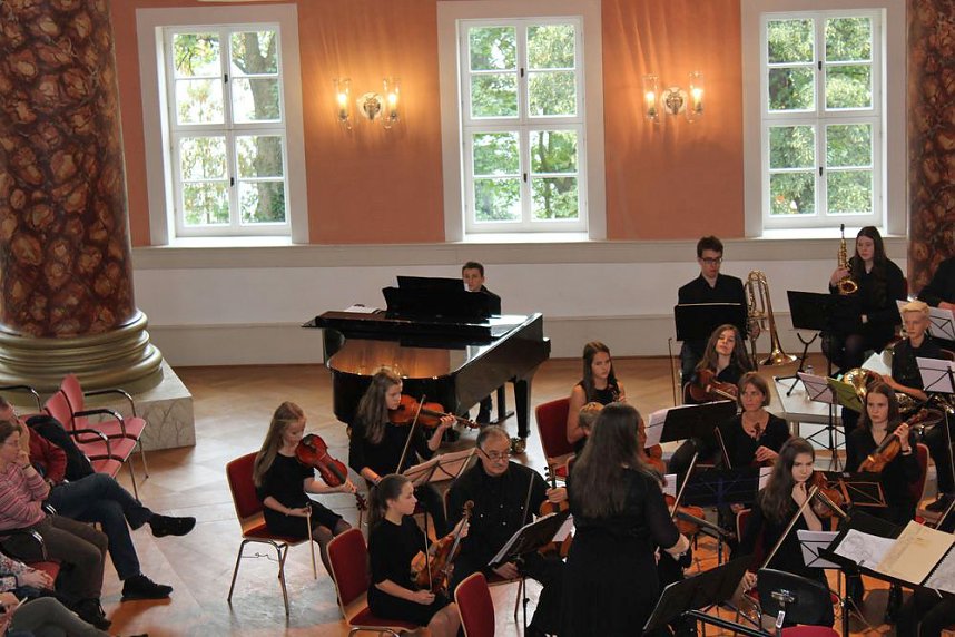 Mitrei&szlig;endes Konzert zum Nationalfeiertag