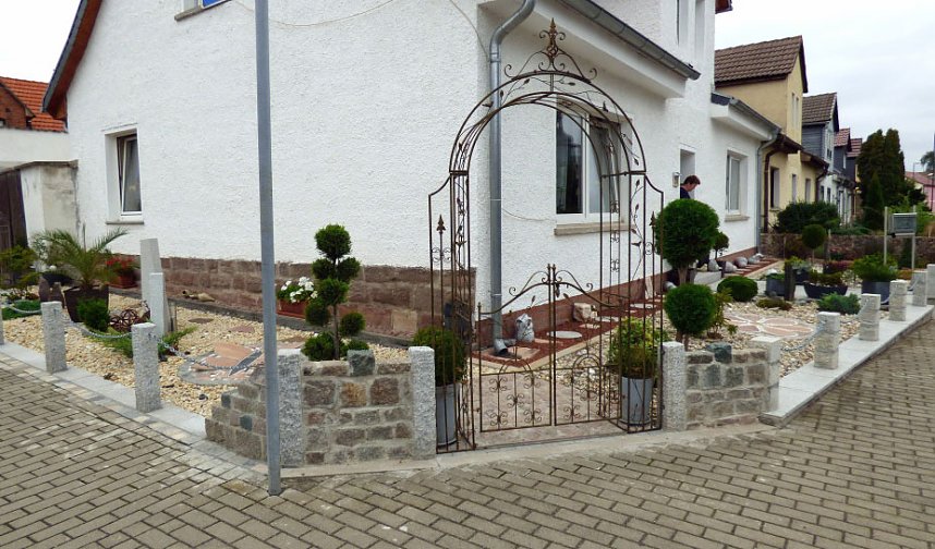 Gro&szlig;e Beteiligung am 22."Frankenh&auml;user Blumensommer" 2016