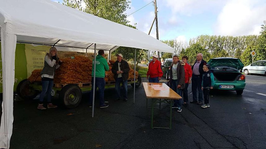 Kartoffelmarkt 2016 in Rockensu&szlig;ra