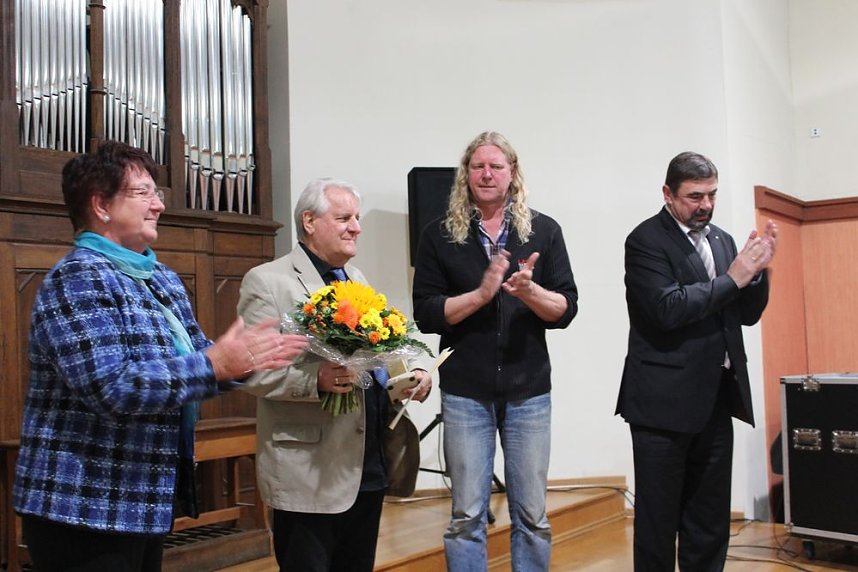 Ehrengabe f&uuml;r J&uuml;rgen Hauskeller