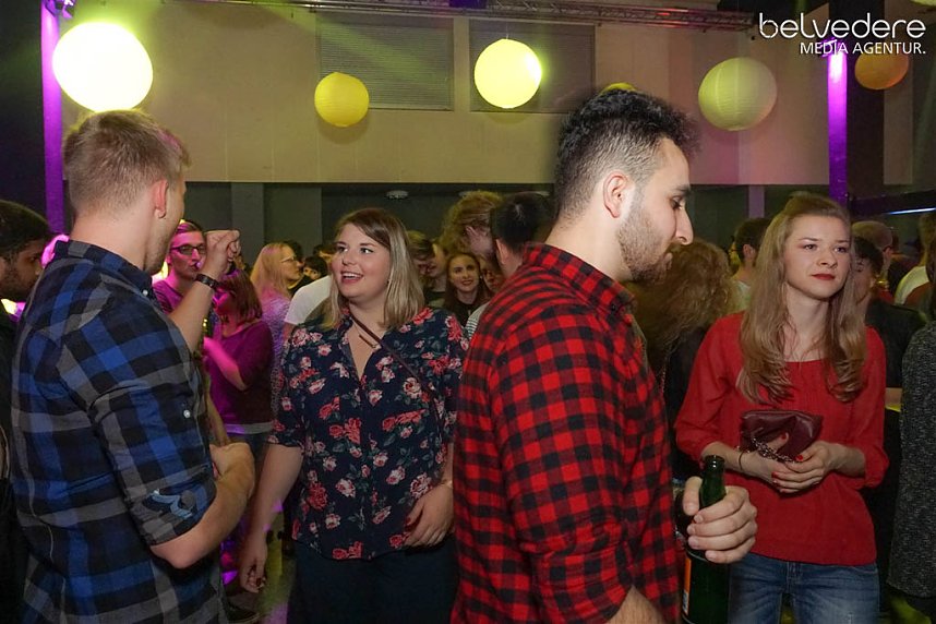 Party im Jugendclubhaus in Nordhausen - der Samstag