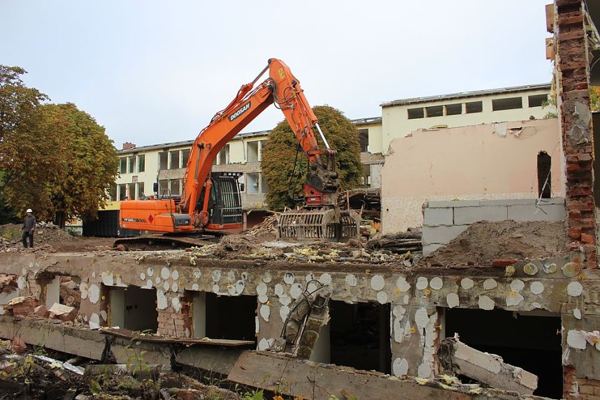 Offizieller Start Abriss Franzbergschule