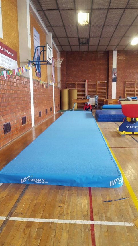  Wir besitzen eine Akrobatikbahn!