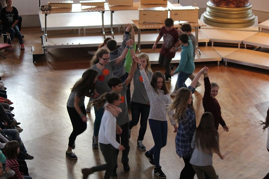 Getanzt und gesungen