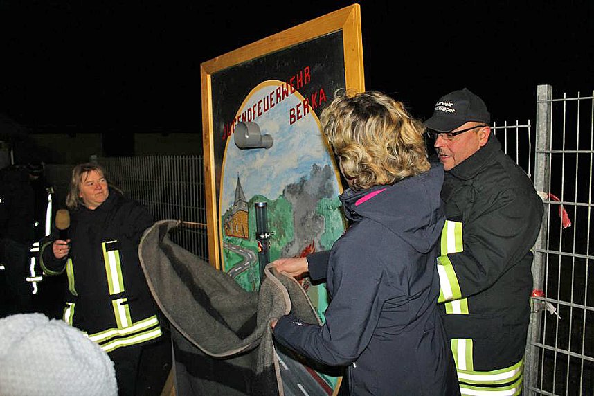 Spende f&uuml;r die Jugendfeuerwehr Berka