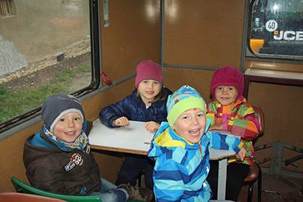 Kita Kids vom Kindernest auf "kuhler" Entdeckertour!