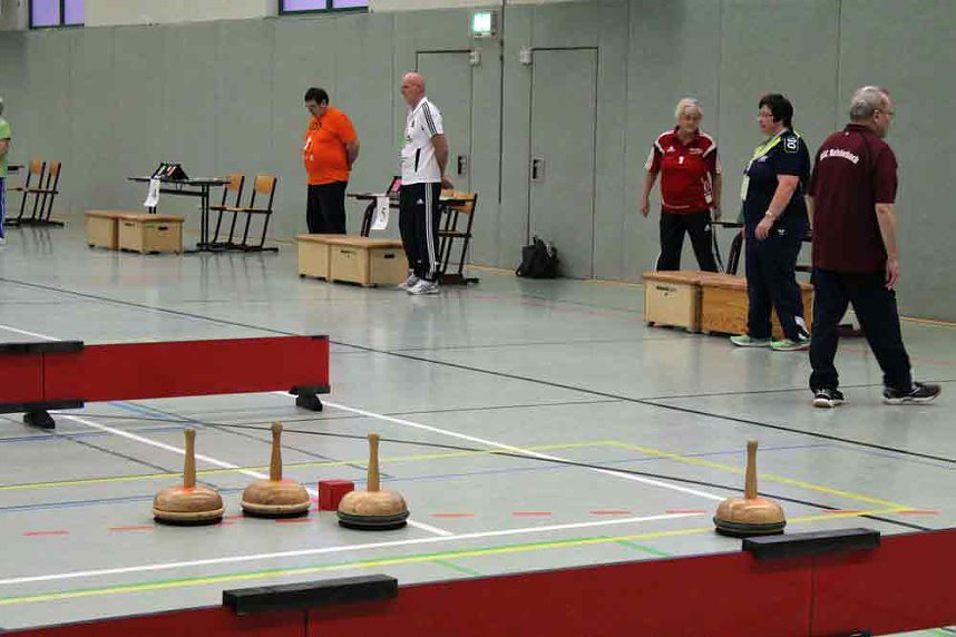 Gut besetztes Bosselturnier gestartet