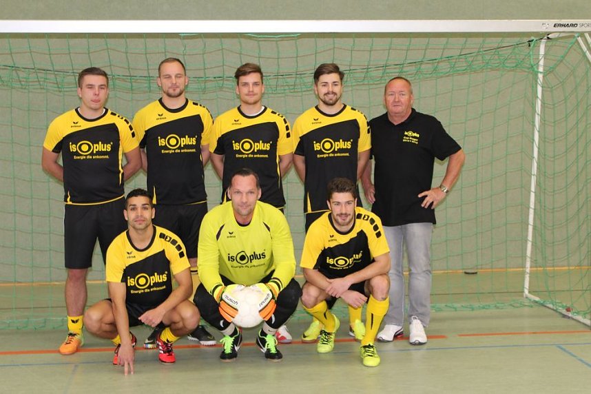 Titelverteidiger klar erfolgreich