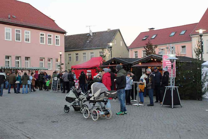 Weihnachtsmarkt Bad Frankenhausen er&ouml;ffnet