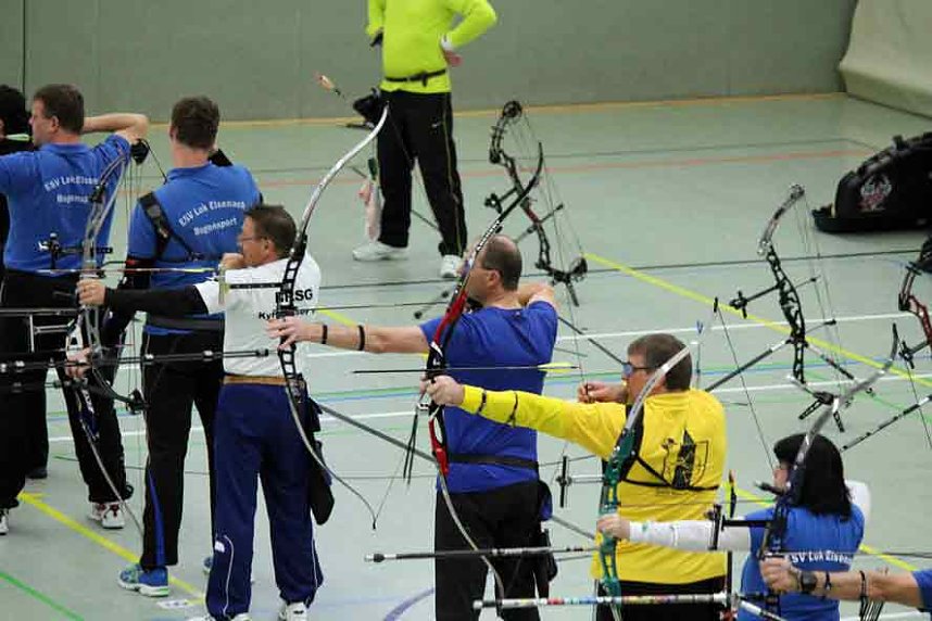 Bogensch&uuml;tzen im Wettkampf