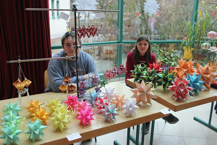 Gemeinsamer Weihnachtsmarkt