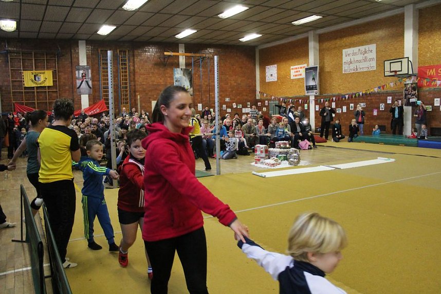 Start des Weihnachtsturnens