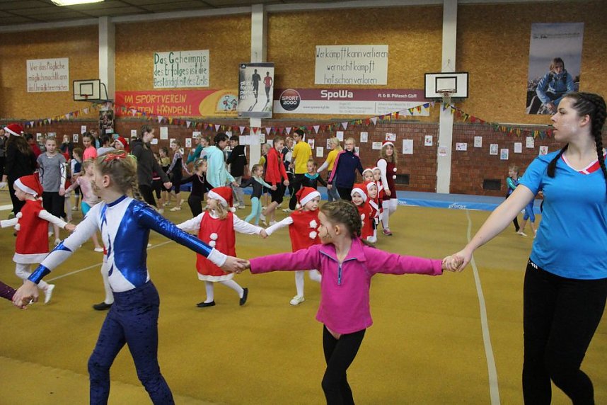 Start des Weihnachtsturnens