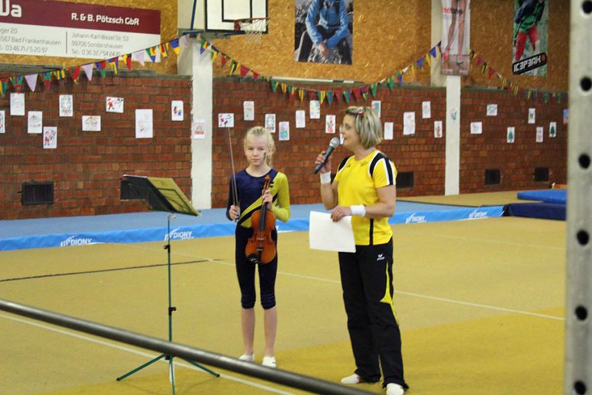 Weihnachtsturnen wird "erwachsen"