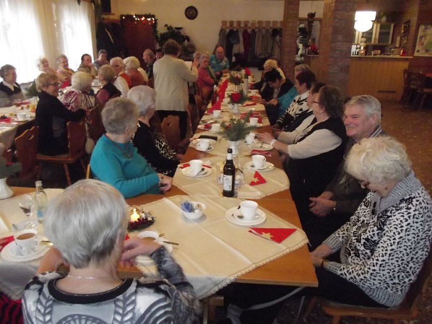  WB 4 Weihnachtsfeier mit Singv&ouml;geln