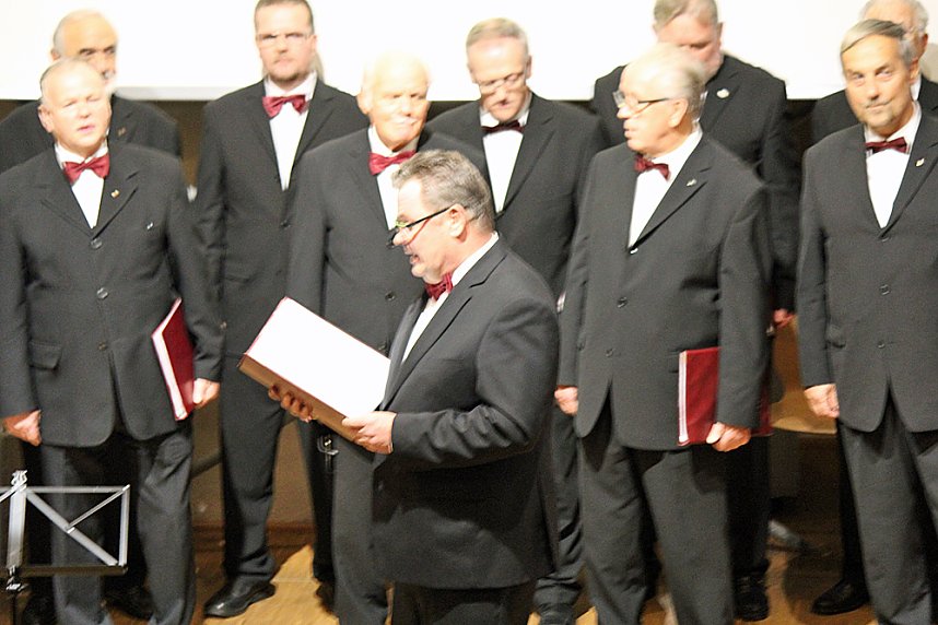 Weihnachtliche Kl&auml;nge in der Cruciskirche
