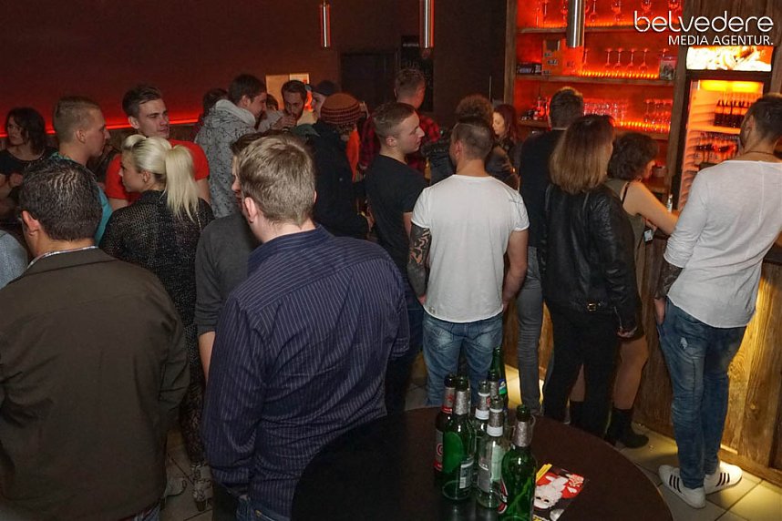 Party im Jugendclubhaus in Nordhausen - der Samstag